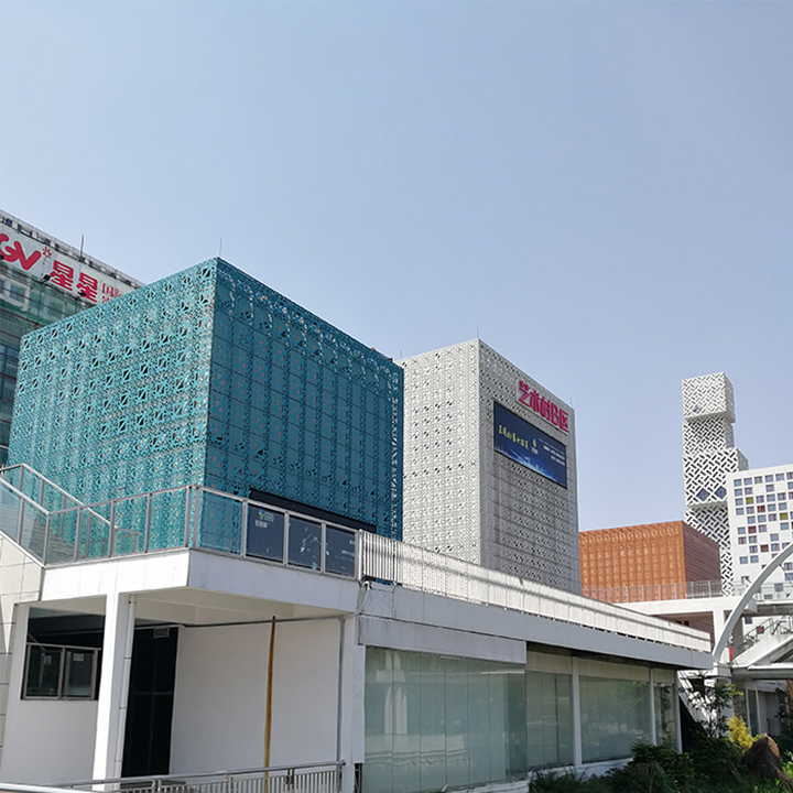 佛山城區鏤空鋁單板工程案例